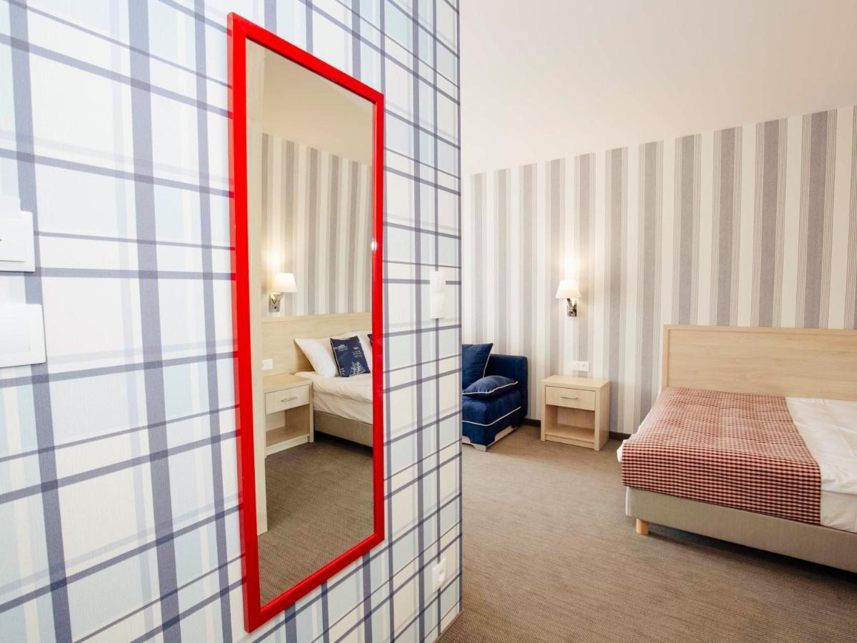 Porto Marina Hotel Krynica Morska Buitenkant foto
