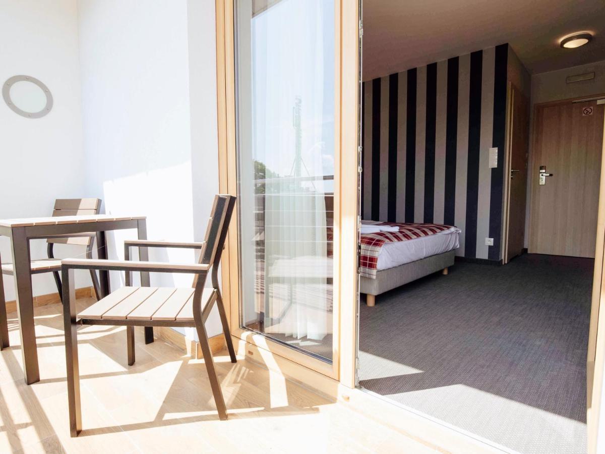 Porto Marina Hotel Krynica Morska Buitenkant foto